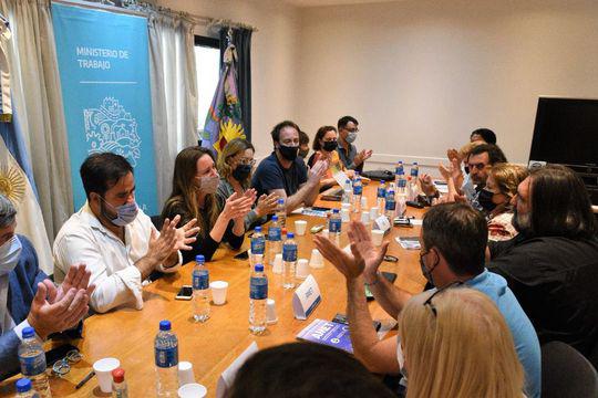 imagen paritaria-docente