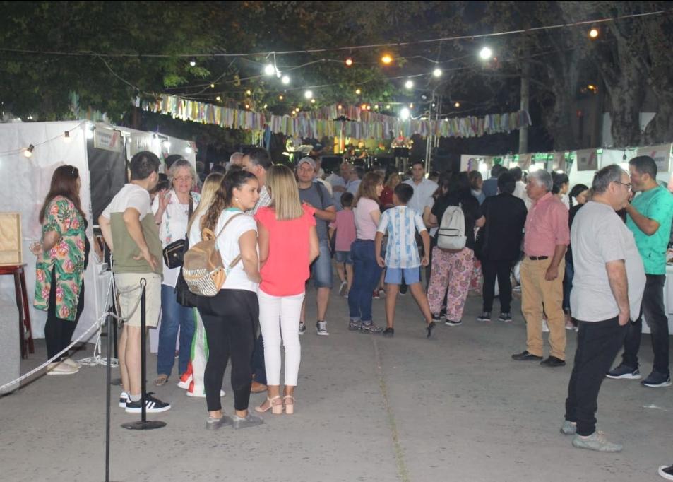 Screenshot_20221126-004149_WhatsApp