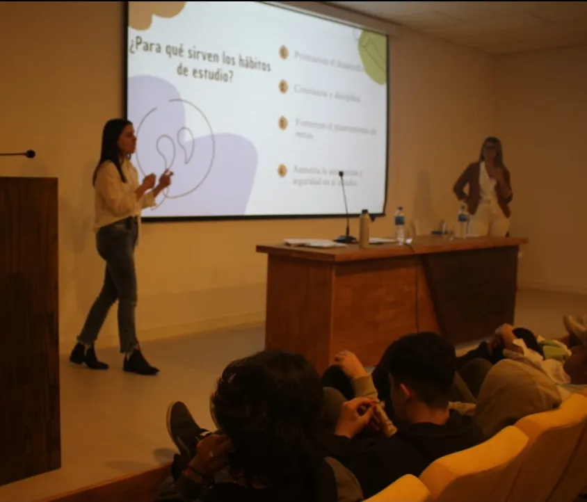 Screenshot_20231007-060409_WhatsApp