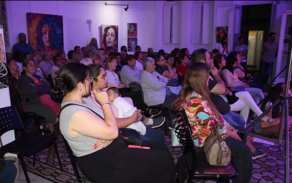 Screenshot_20231125-012112_WhatsApp