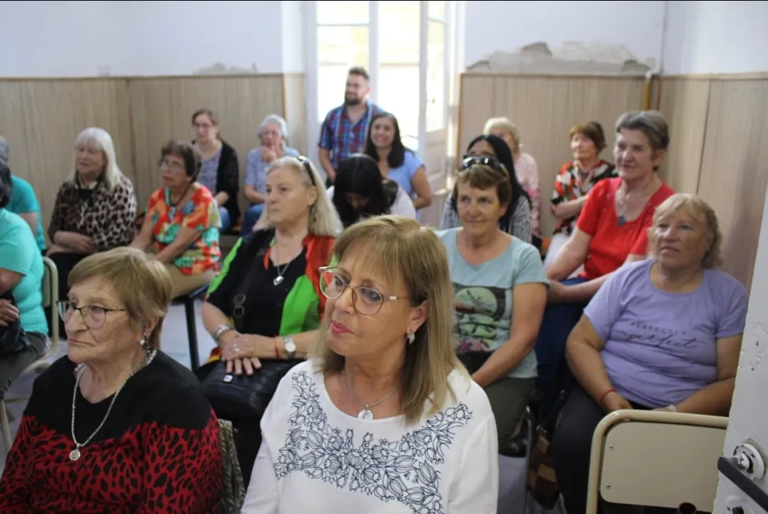 Screenshot_20231122-034951_WhatsApp