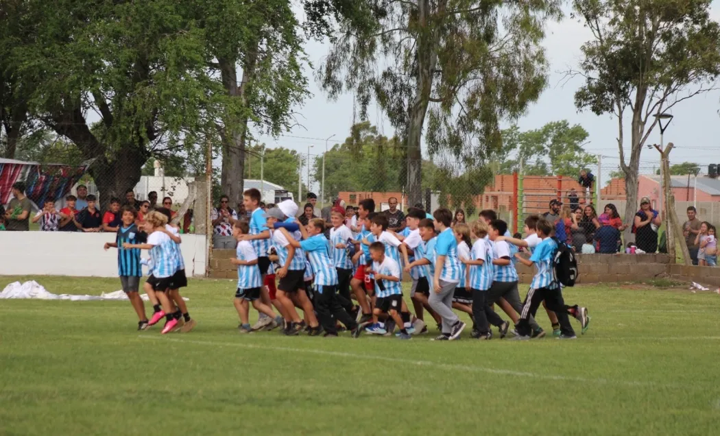 Screenshot_20231122-033556_WhatsApp