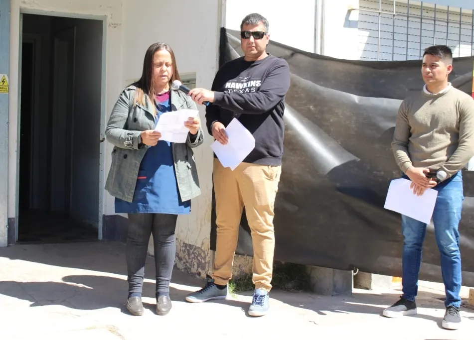 Screenshot_20231013-062012_WhatsApp