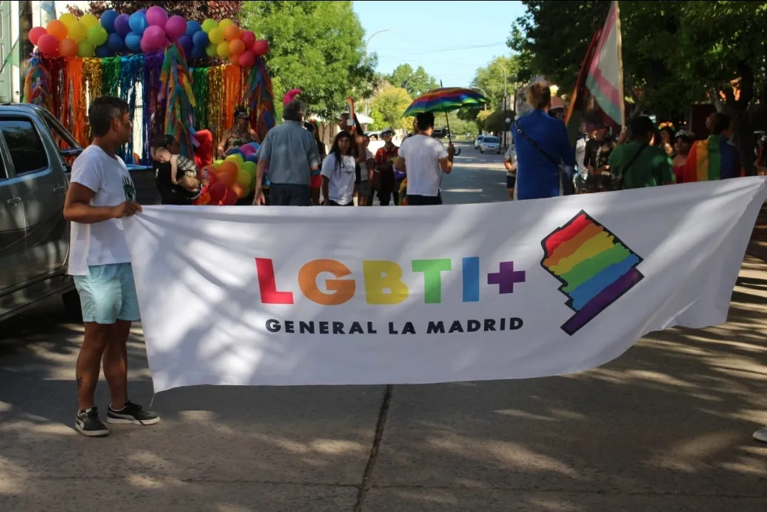 Screenshot_20231111-235800_WhatsApp