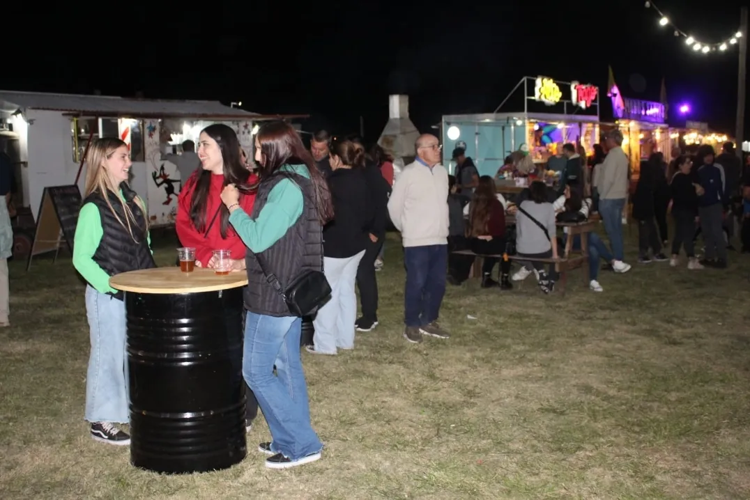 Screenshot_20231016-063642_WhatsApp