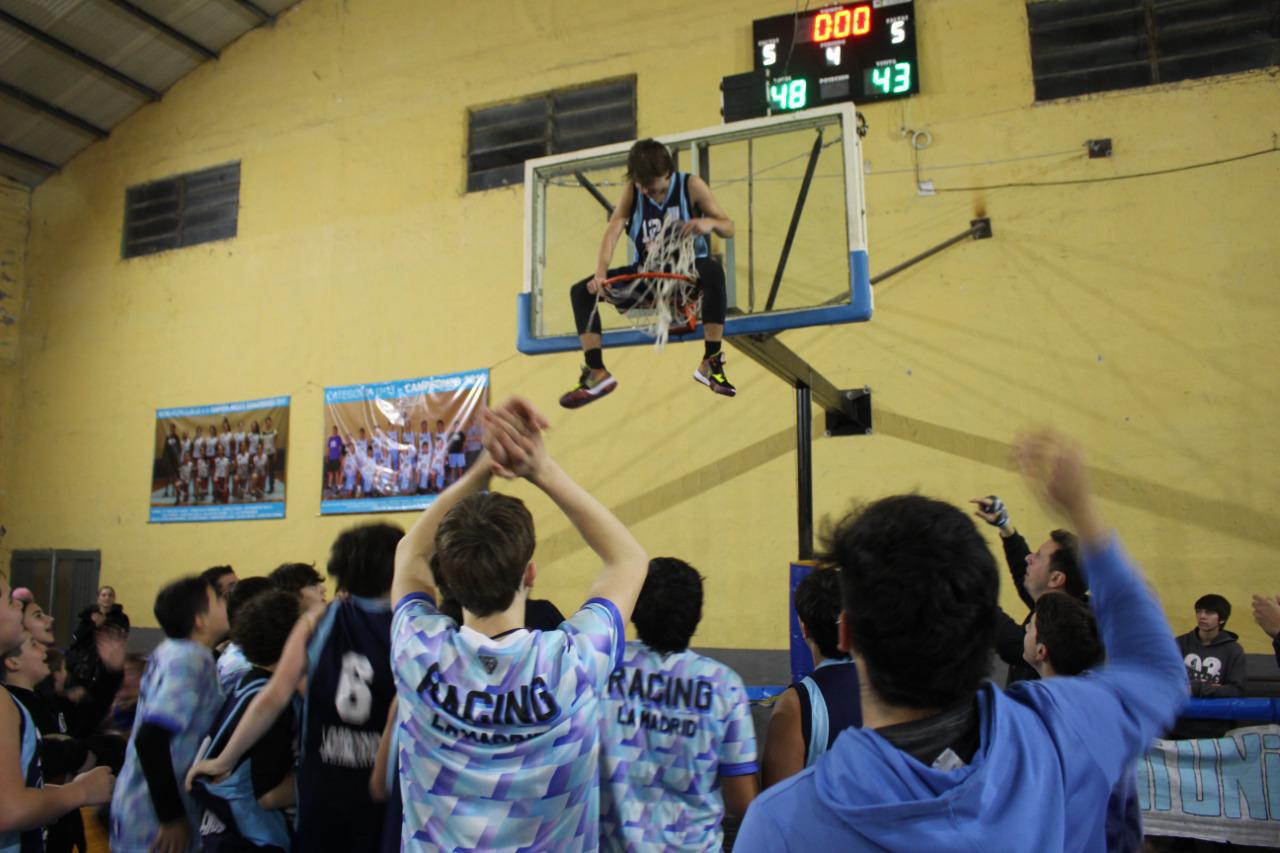 Imagen fiesta campeones de basquet