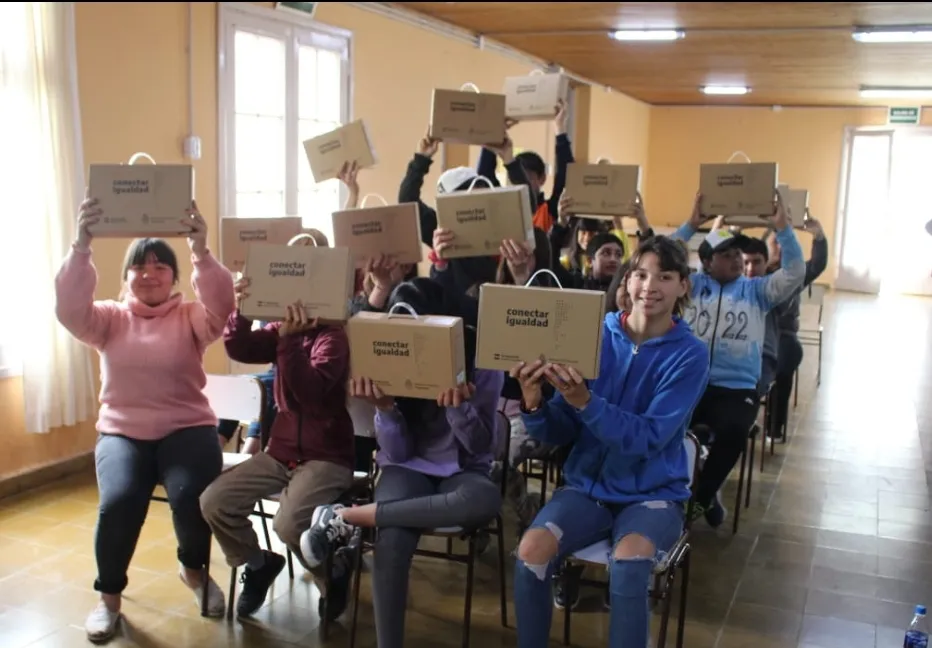 Screenshot_20231102-043056_WhatsApp