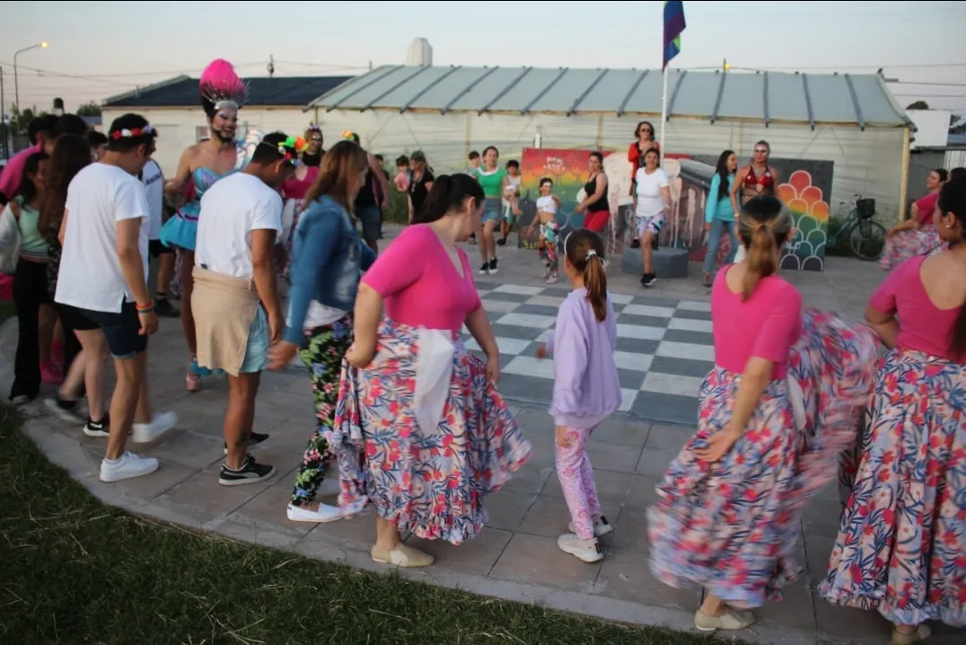 Screenshot_20231112-000324_WhatsApp