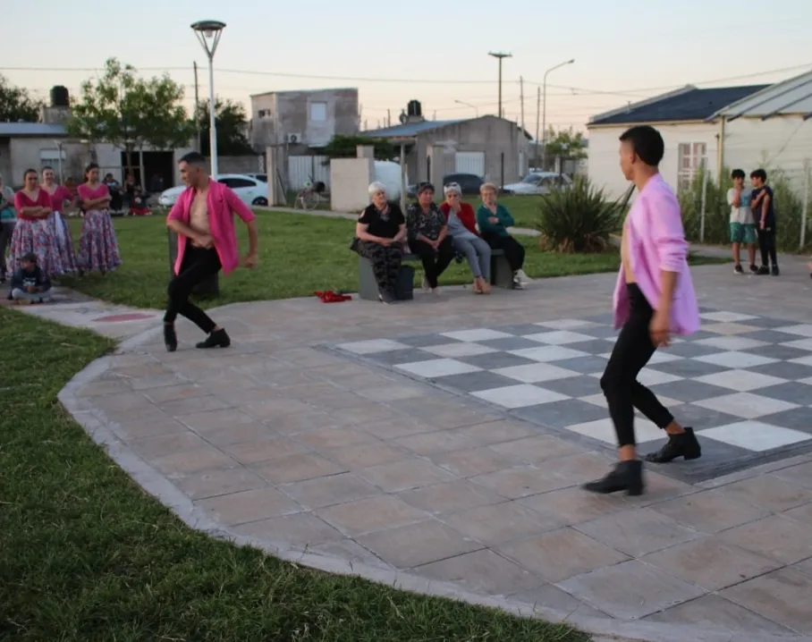 Screenshot_20231112-000245_WhatsApp