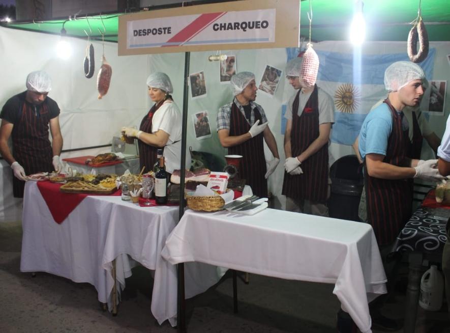 Screenshot_20221126-004115_WhatsApp