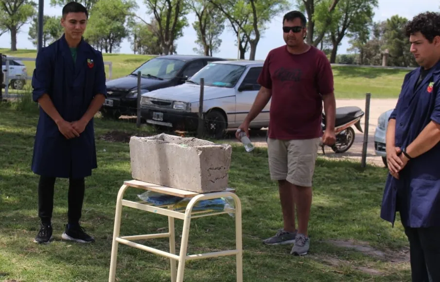 Screenshot_20231116-035549_WhatsApp