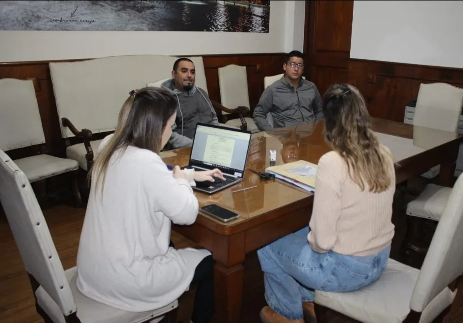 Screenshot_20230805-010352_WhatsApp