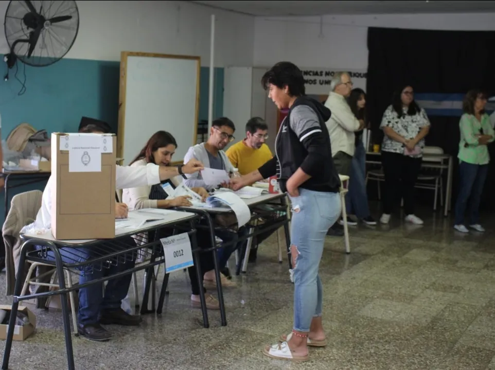 Screenshot_20231120-051725_WhatsApp