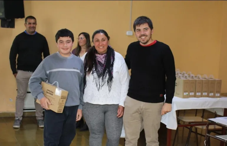 Screenshot_20231102-042632_WhatsApp