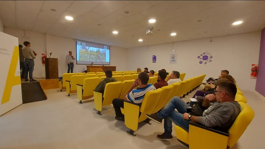 Screenshot_20231113-054608_Gallery