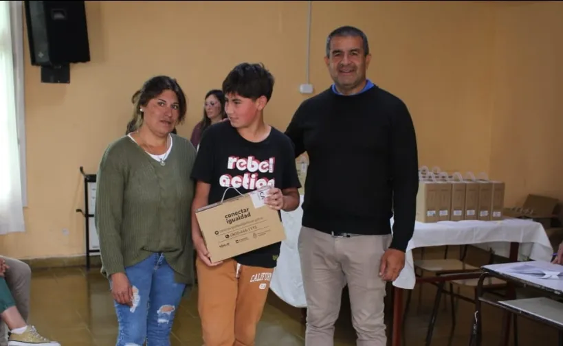 Screenshot_20231102-042456_WhatsApp