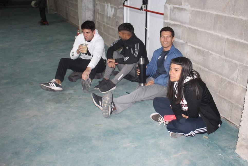 Screenshot_20230218-064431_WhatsApp