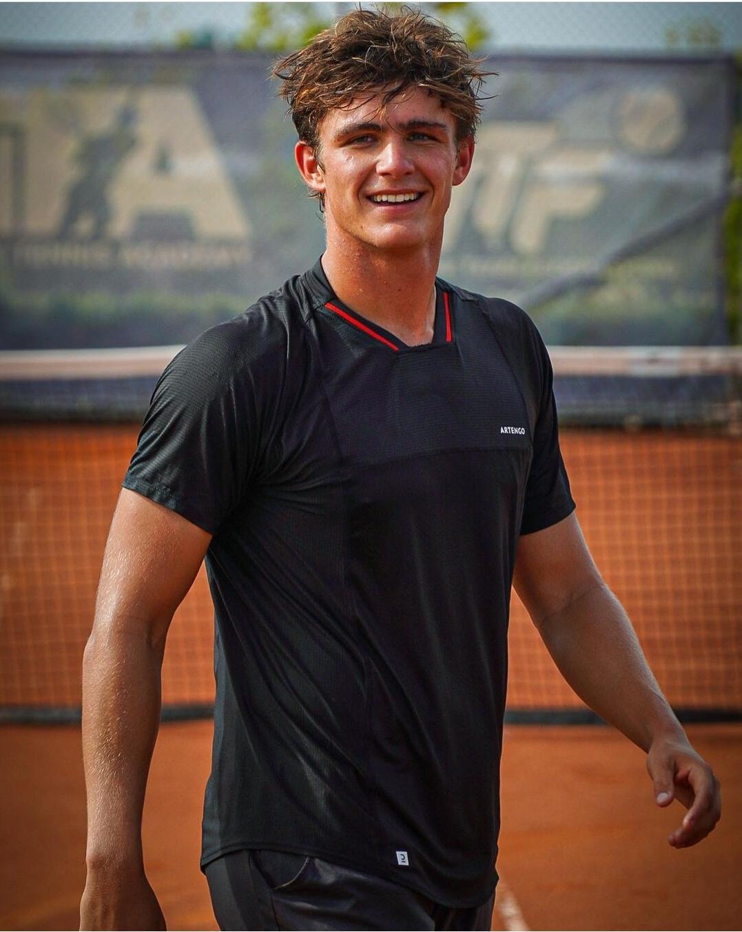 Screenshot_20230514-181325_Instagram