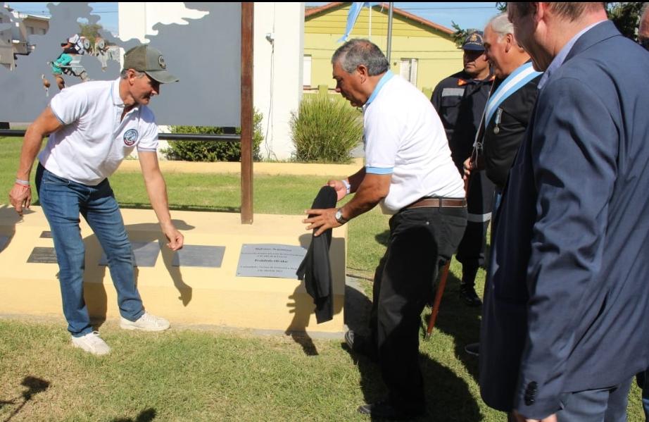 Screenshot_20230403-065621_WhatsApp