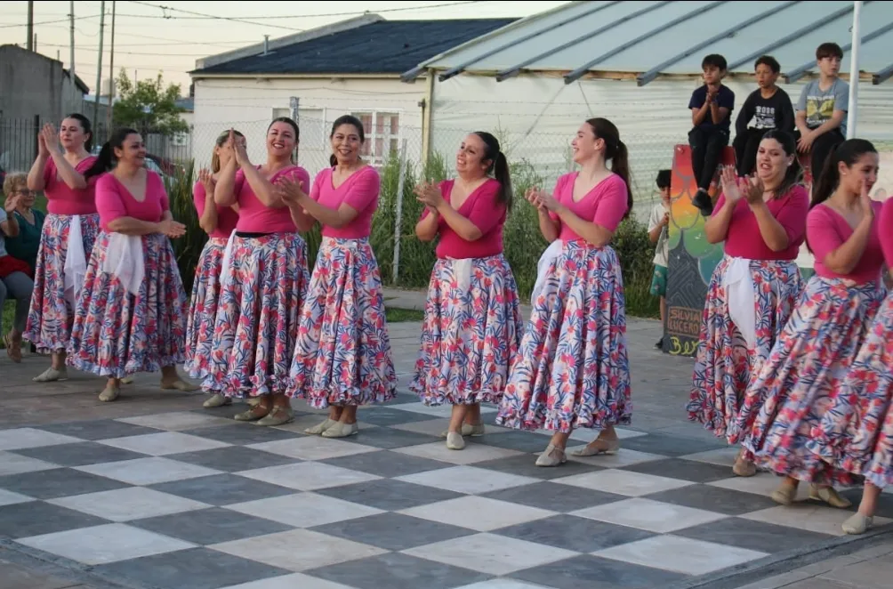 Screenshot_20231112-000208_WhatsApp