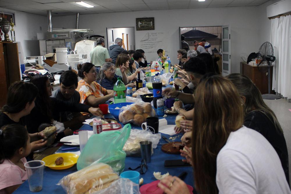 cena voley5