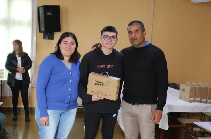 Screenshot_20231102-042935_WhatsApp