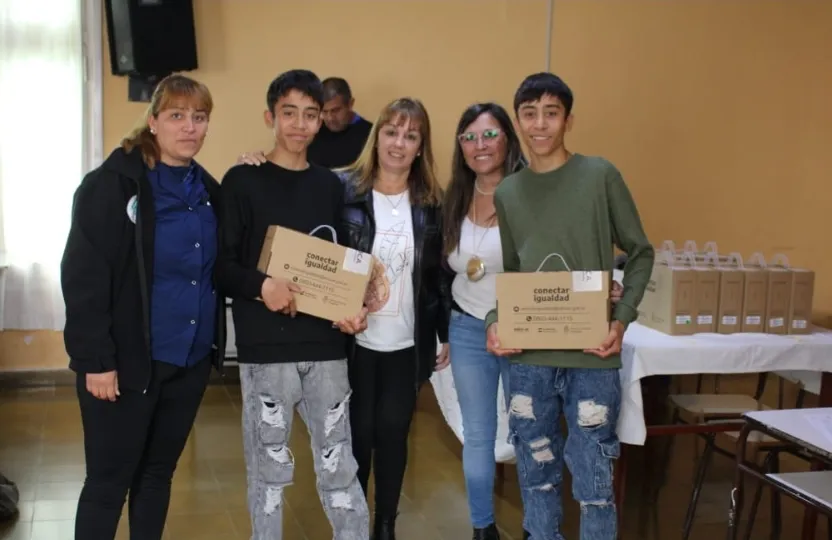 Screenshot_20231102-042836_WhatsApp