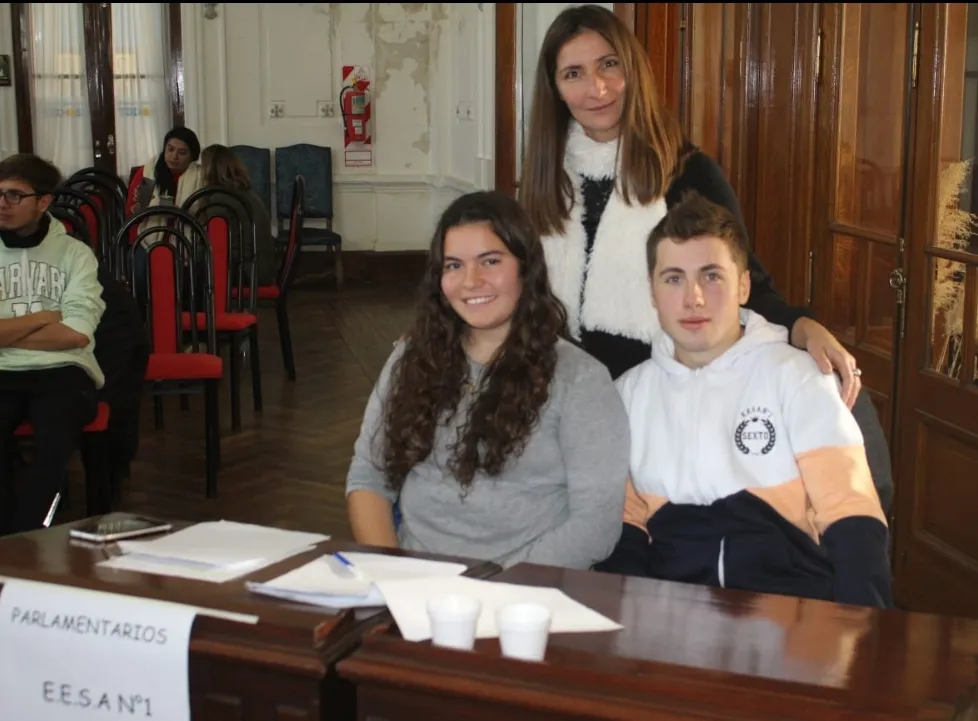 Screenshot_20230714-060456_WhatsApp