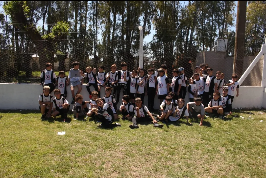 Screenshot_20231014-033340_WhatsApp