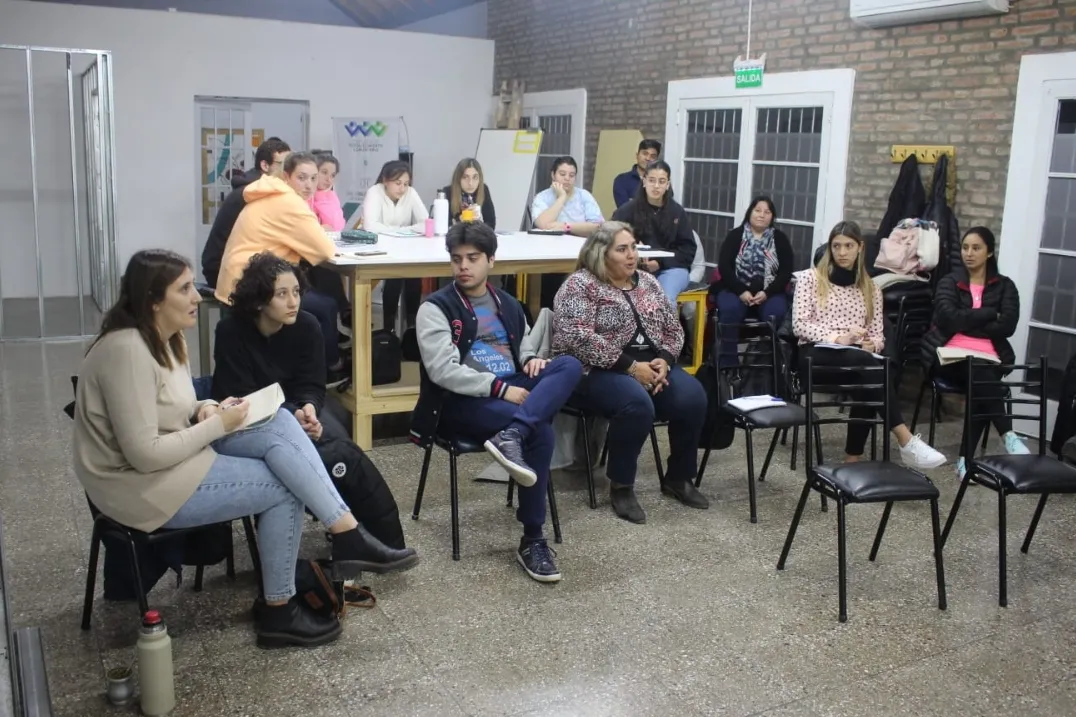 Screenshot_20230630-045054_WhatsApp