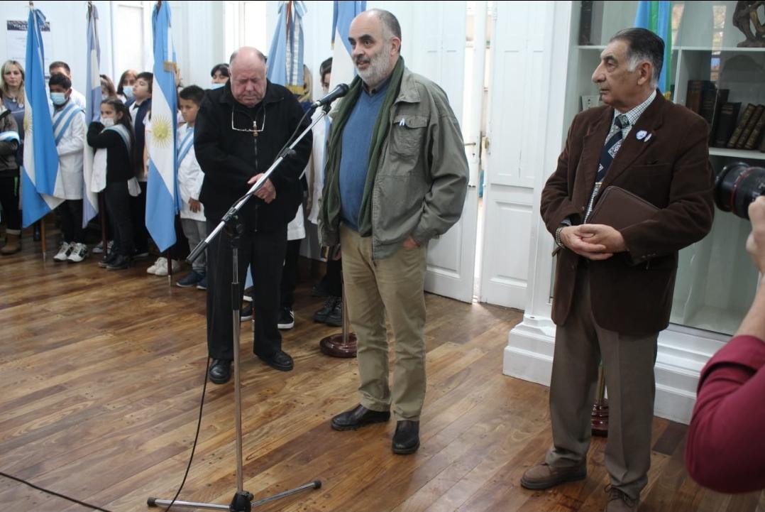 Screenshot_20220526-080006_WhatsApp