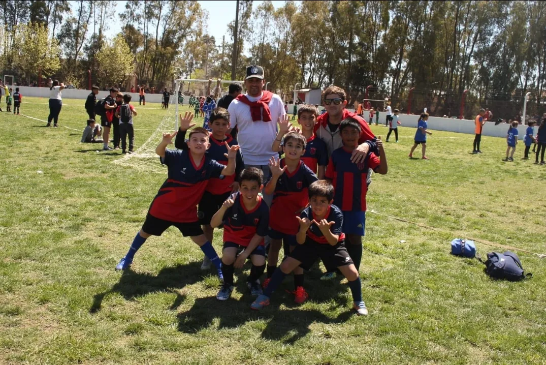 Screenshot_20231014-033358_WhatsApp