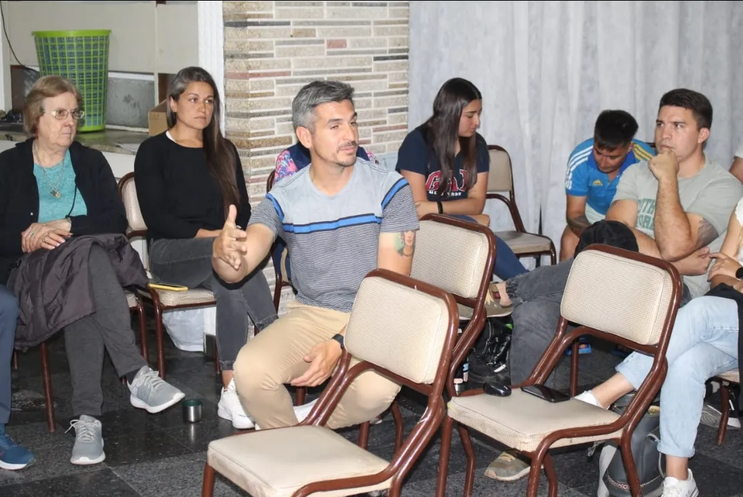 Screenshot_20231118-061101_WhatsApp