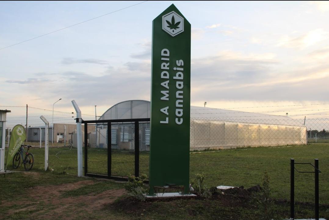 Screenshot_20221109-053019_WhatsApp