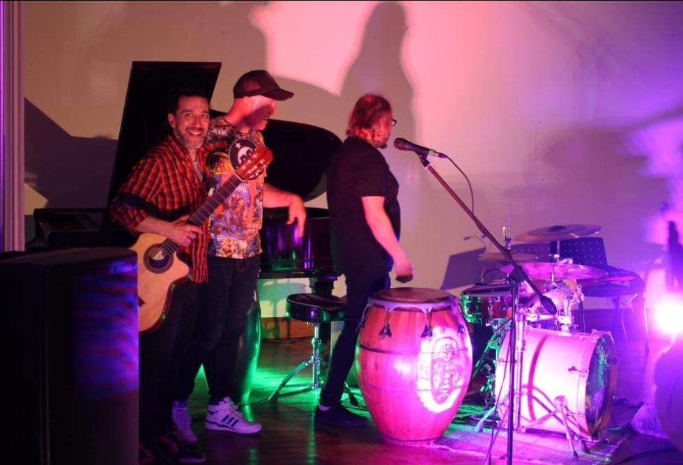 Screenshot_20221008-054259_WhatsApp