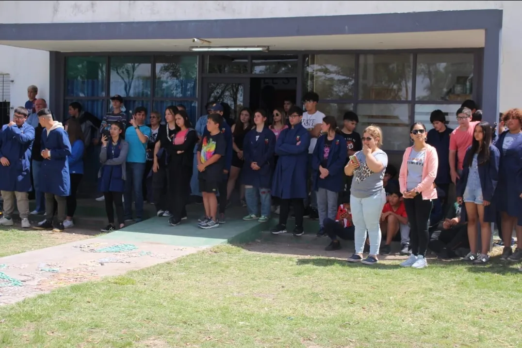 Screenshot_20231116-035631_WhatsApp