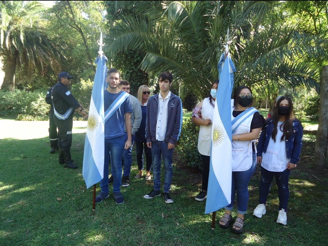 Screenshot_20220215-081328_WhatsApp