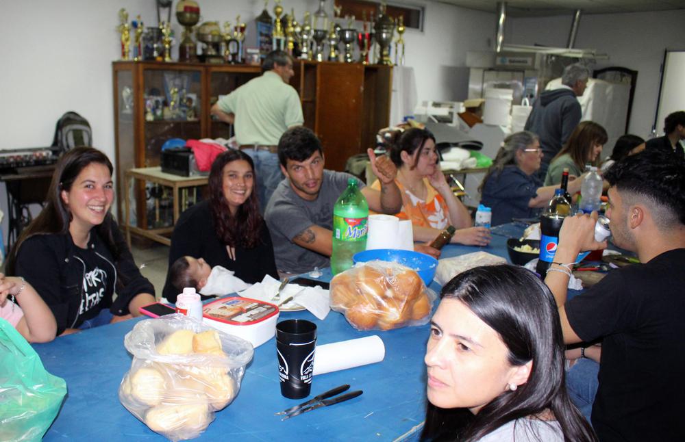 cena voley7