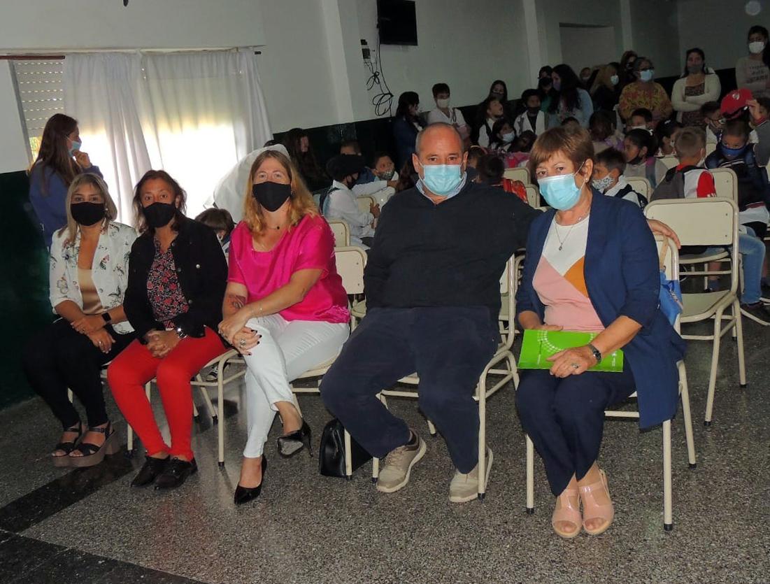 martin rusa kari educacion