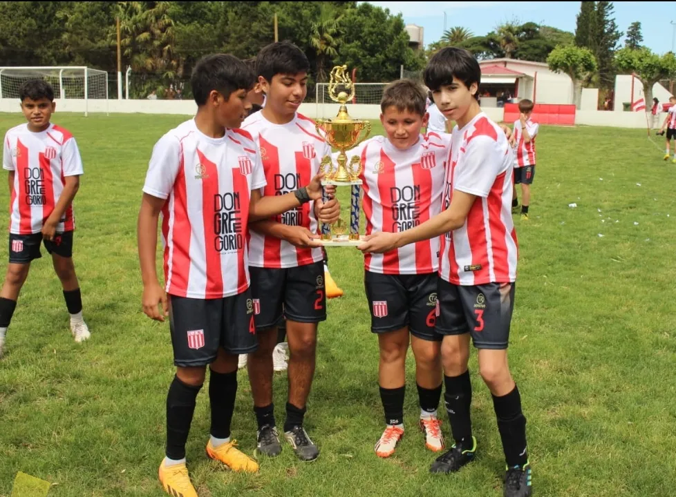 Screenshot_20231119-061309_WhatsApp