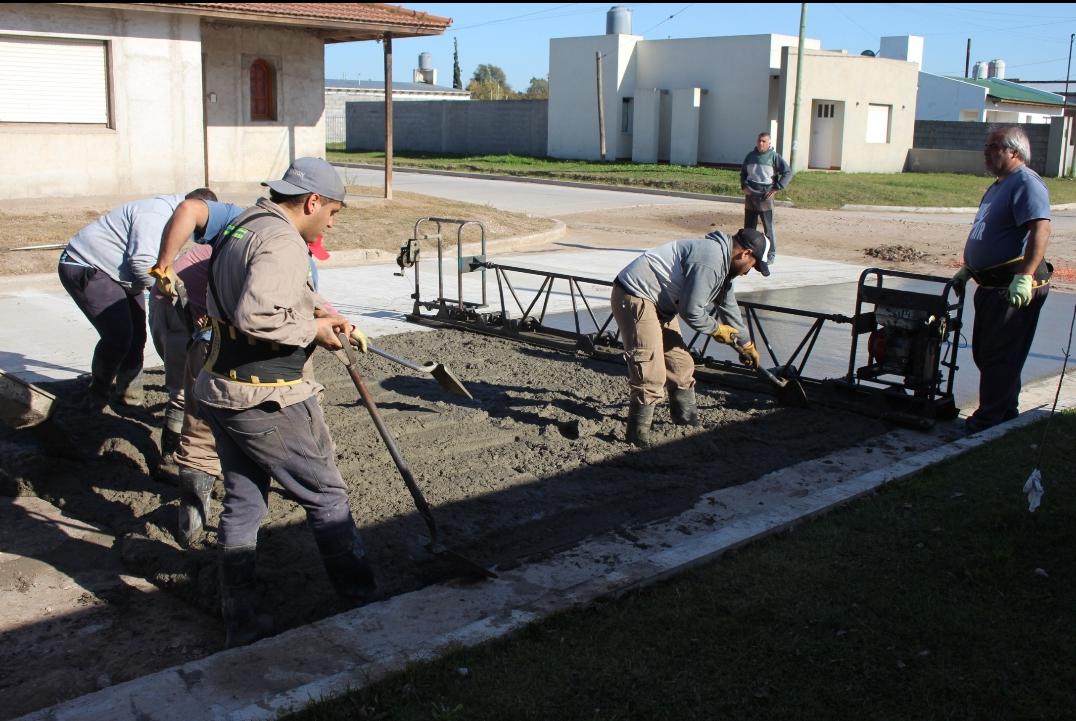 Screenshot_20230516-225211_Photos