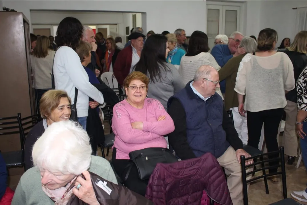 Screenshot_20231012-032707_WhatsApp