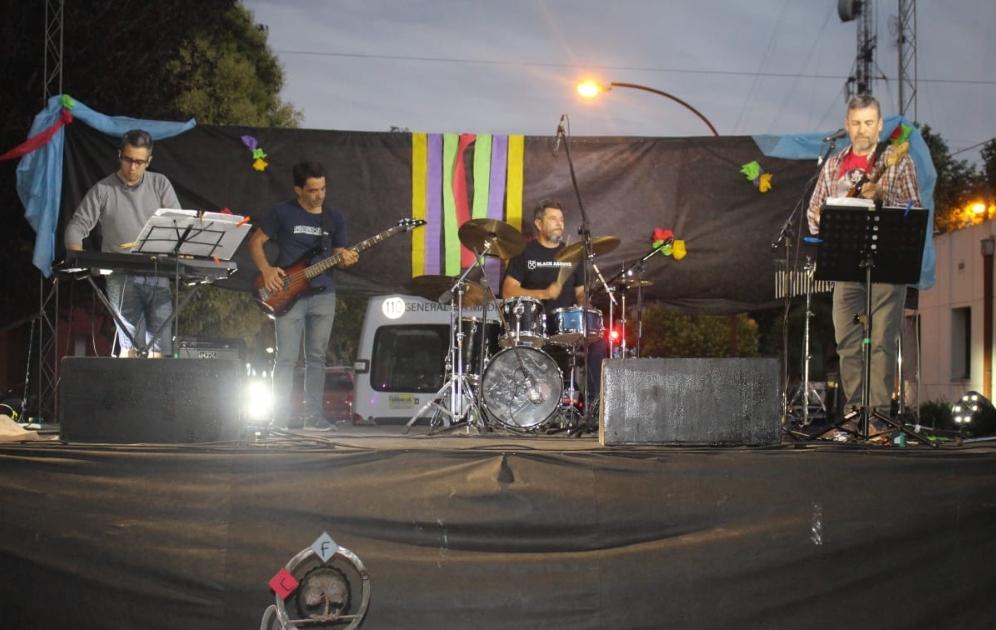 Screenshot_20221126-003931_WhatsApp