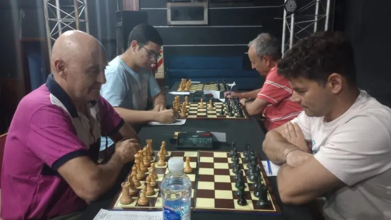 imagen torneo ajedrez en olavarria