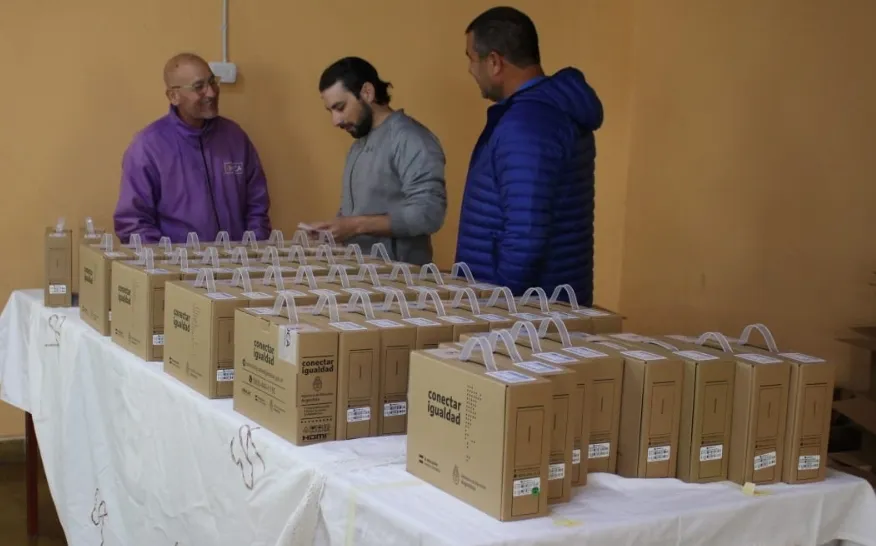 Screenshot_20231102-042018_WhatsApp