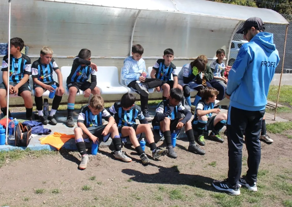 Screenshot_20231001-044107_WhatsApp