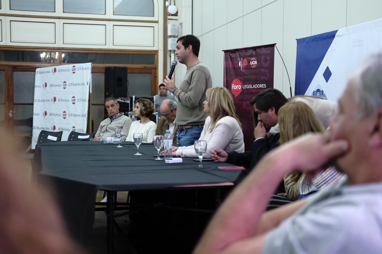 imagen foro-legisladores-radicales 4