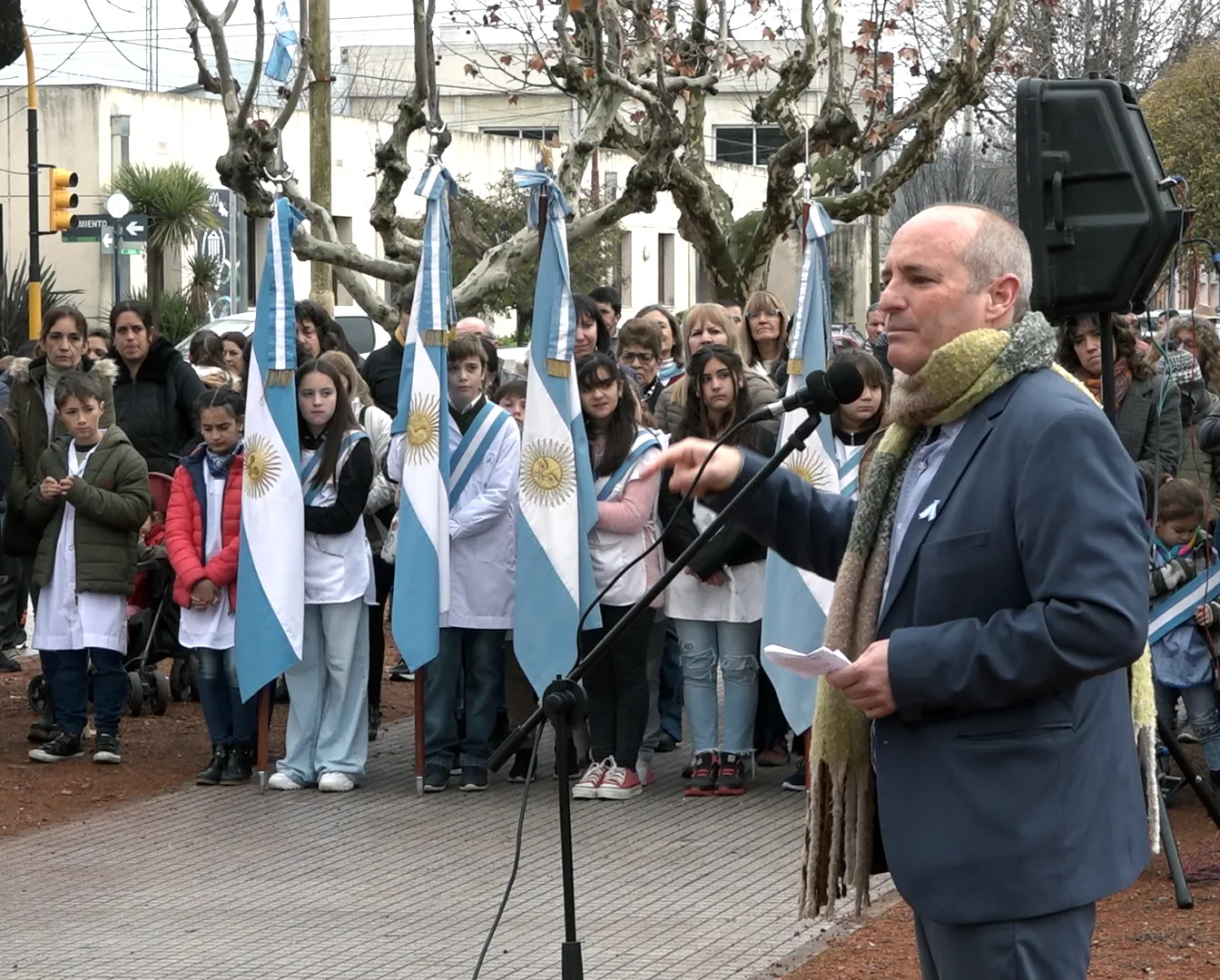 Clip0025.MXF.00_58_35_43.Imagen fija001