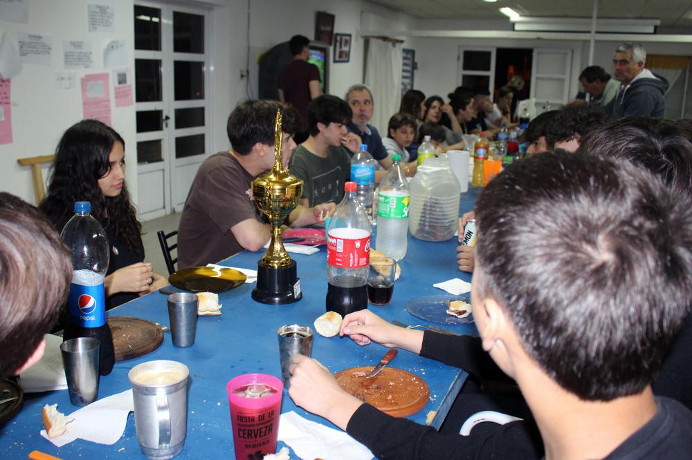 cena voley2