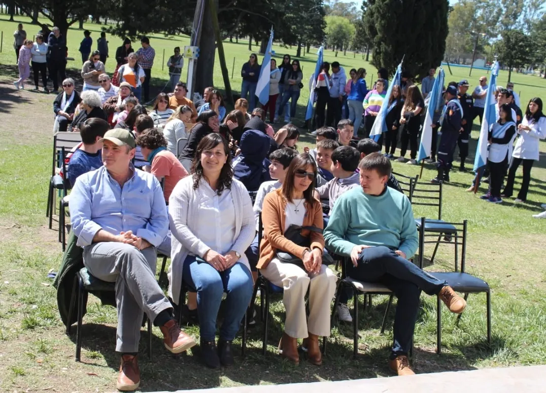 Screenshot_20231013-061715_WhatsApp